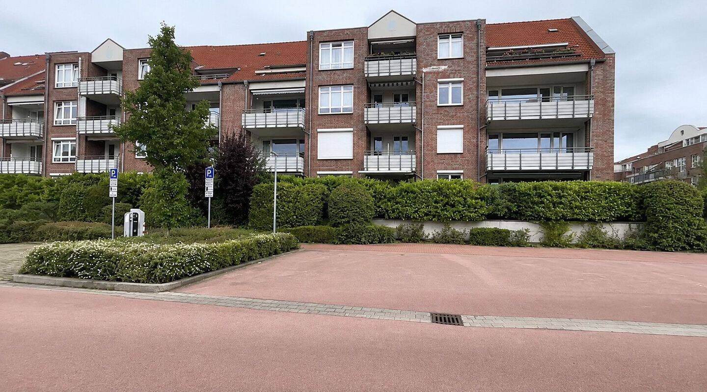 Modernes wohnen in Garbsen  gepflegte 3-Zimmer-Wohnung mit Tiefgarage, Fahrstuhl und Balkon, 30823 Garbsen