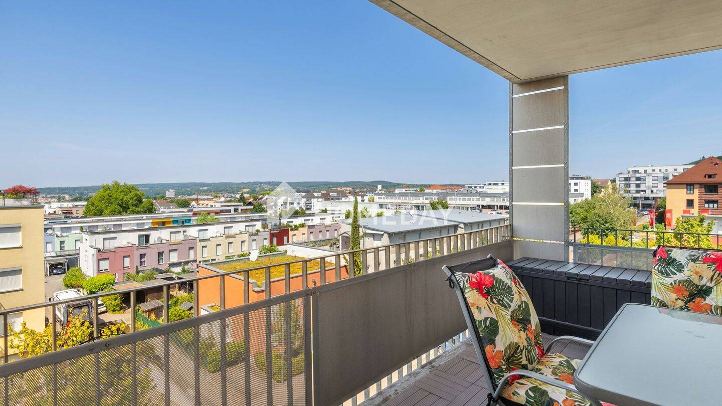 Großzügige 4-Zimmer-Wohnung mit Balkon, Aufzug und Carport in Aschaffenburg, 63743 Aschaffenburg (Gailbach Innenstadt Obernau Obernauer Kolonie Schweinheim)