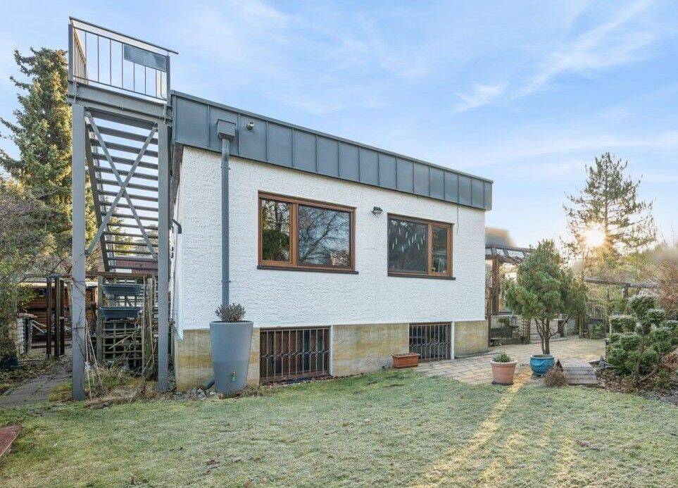 Reihenendhaus mit ca. 120m² Wohnfläche, großem Garten und Dachterrasse im Rudower Blumenviertel, 12357 Berlin (Neukölln Buckow Rudow)