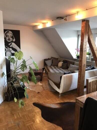 Attraktive 2-Zimmer-Dachgeschosswohnung mit neuer EBK in zentraler Lage in Schweinfurt, 97424 Schweinfurt