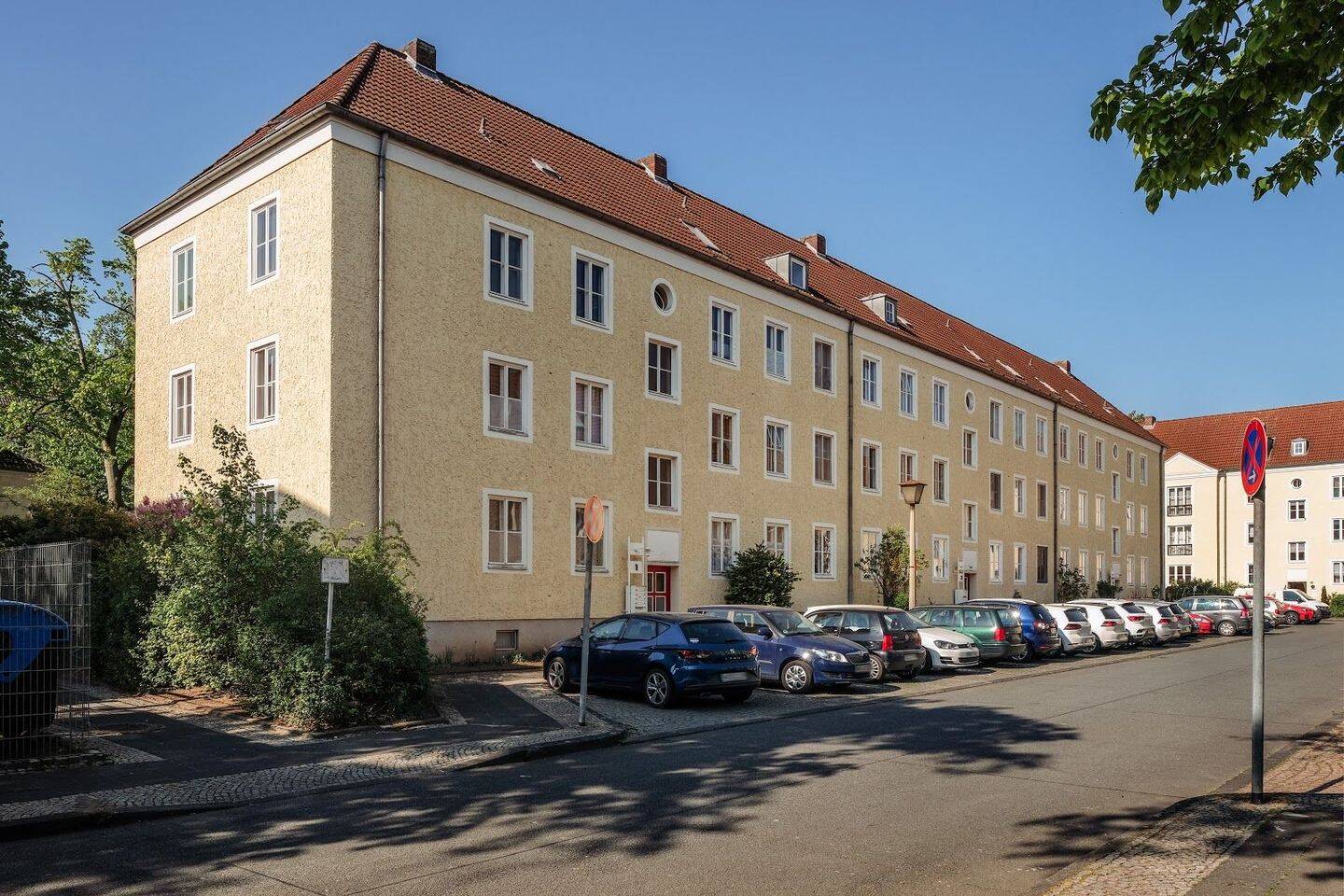 Altbauwohnung in der Stadtmitte // 2.OG Links, 38440 Wolfsburg