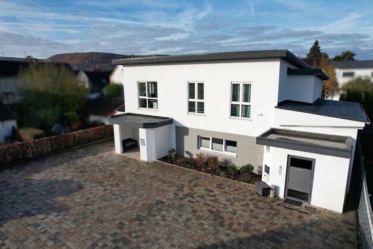 Zur Miete – Moderne 4-Zimmer Maisonettewohnung in Lauenförde, 37697 Lauenförde