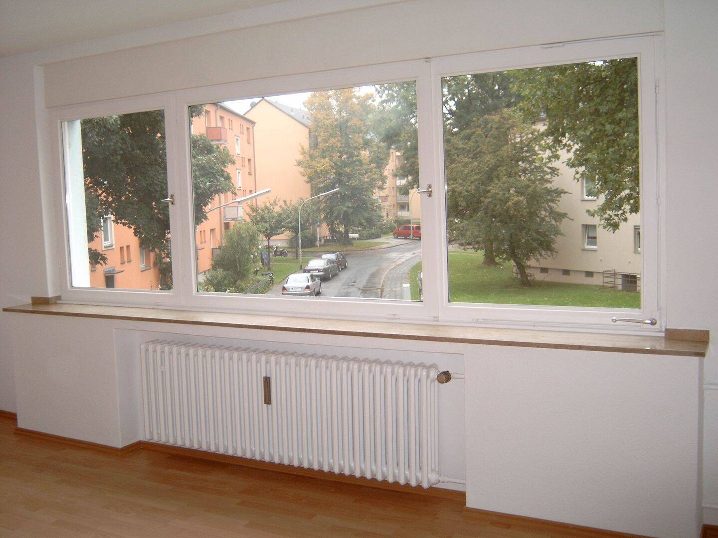Köln-Buchheim, 2 Zimmer, Küche, Diele, Bad, 51067 Köln (Mülheim Buchheim Dellbrück Holweide)