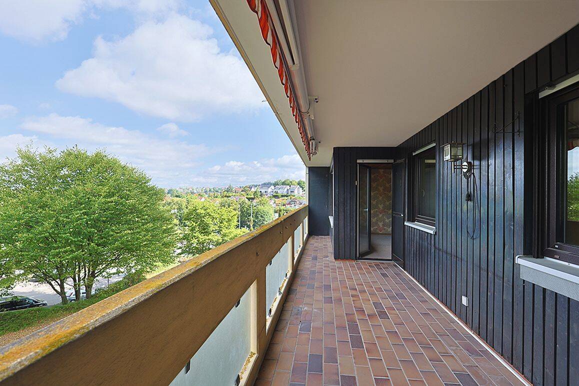 Großzügig geschnittene Wohnung mit großem Balkon und Blick zum Landschaftspark am Murkenbach, 71032 Böblingen