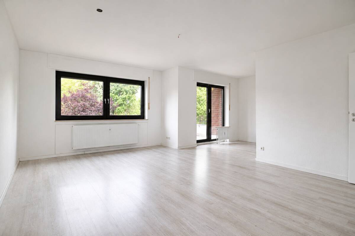 Modernisierte Wohnung in Rheinnähe, 41468 Neuss