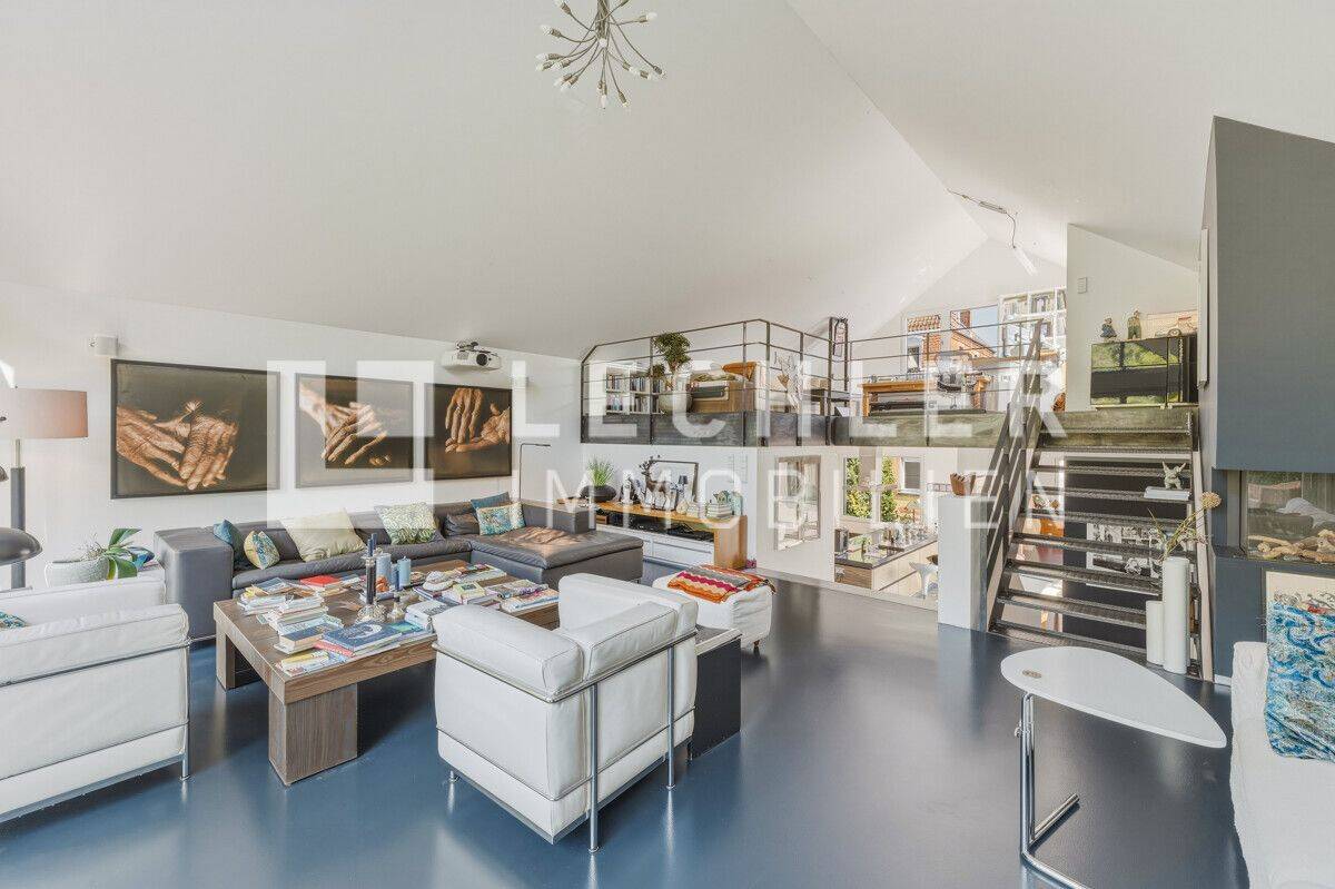 Luxuriöses Architektenhaus mit ELW im Stuttgarter Süden, 70199 Stuttgart (Süd)