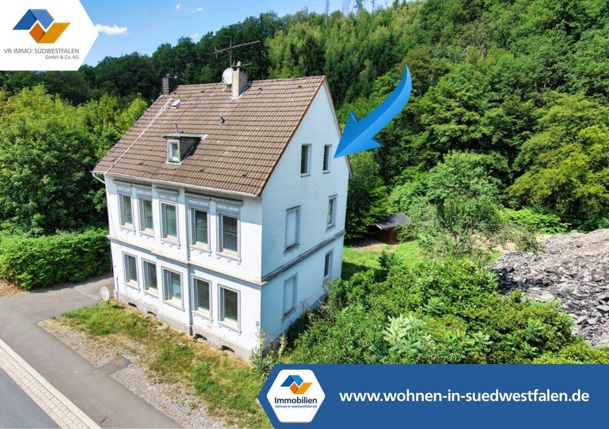 VR IMMO: Renovierte Dachgeschosswohnung sucht langfristige Mieter., 58762 Altena