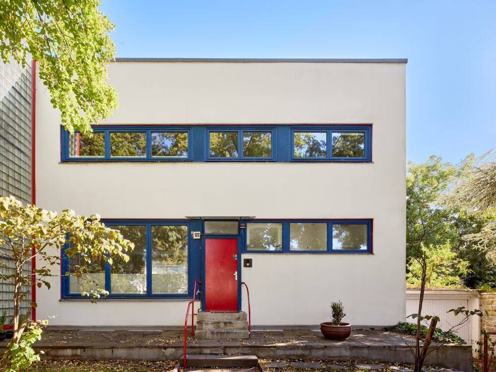 Bauhaus in grüner Dahlem-Lage, 14195 Berlin (Steglitz-Zehlendorf)