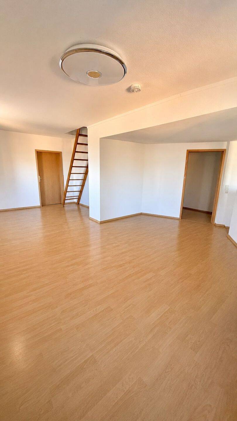 Großzügige 2-Raum Wohnung mit Einbauküche, 6749 Bitterfeld-Wolfen