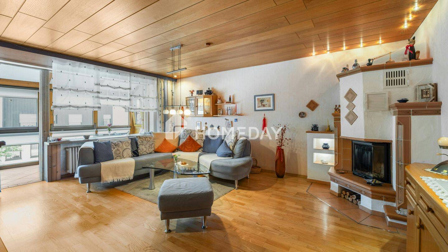 Gehobenes Wohnen auf ca. 96 m² mit Wintergarten, Balkon und eigenem Gartenanteil, 87600 Kaufbeuren