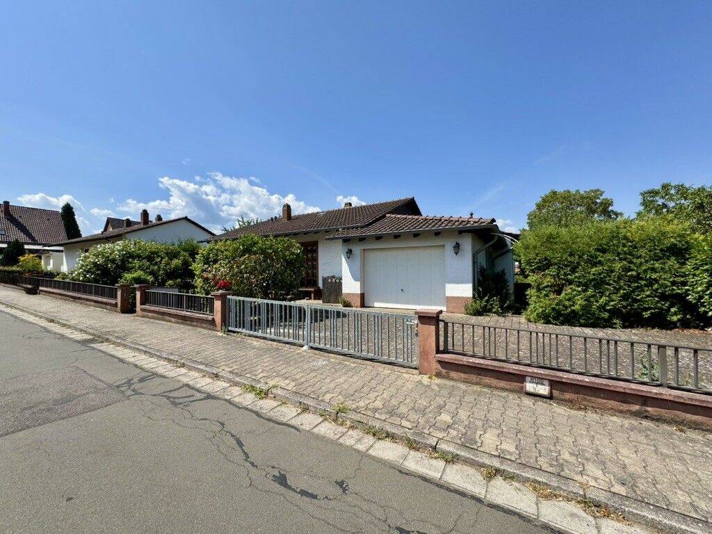 Einfamilienhaus im Bungalow-Stil, 67307 Göllheim