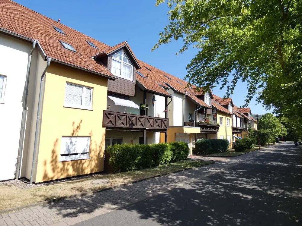 Große 2-Raum-Wohnung im Dachgeschoss mit Balkon und Tiefgaragenstellplatz Nähe Eisenach, 99848 Wutha-Farnroda