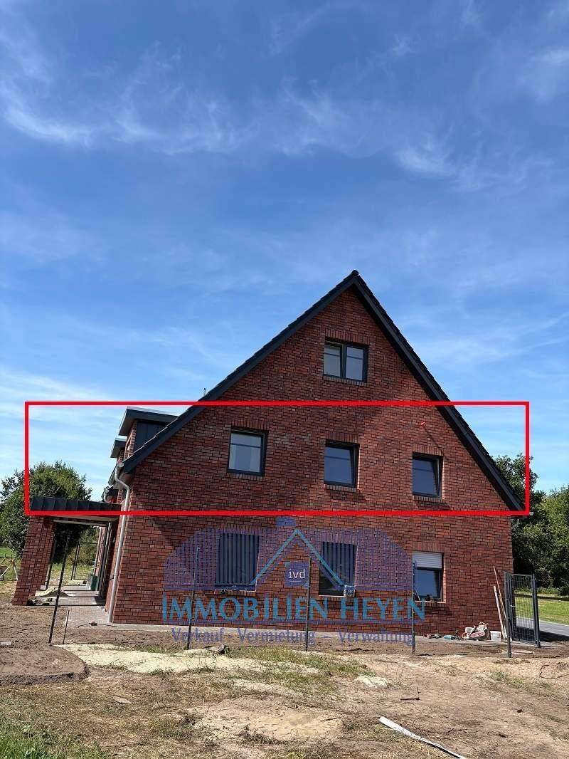 Neubau-Erstbezug: Energieeffiziente 2-Zimmer-Oberwohnung mit Balkon (KfW 40), 26871 Papenburg