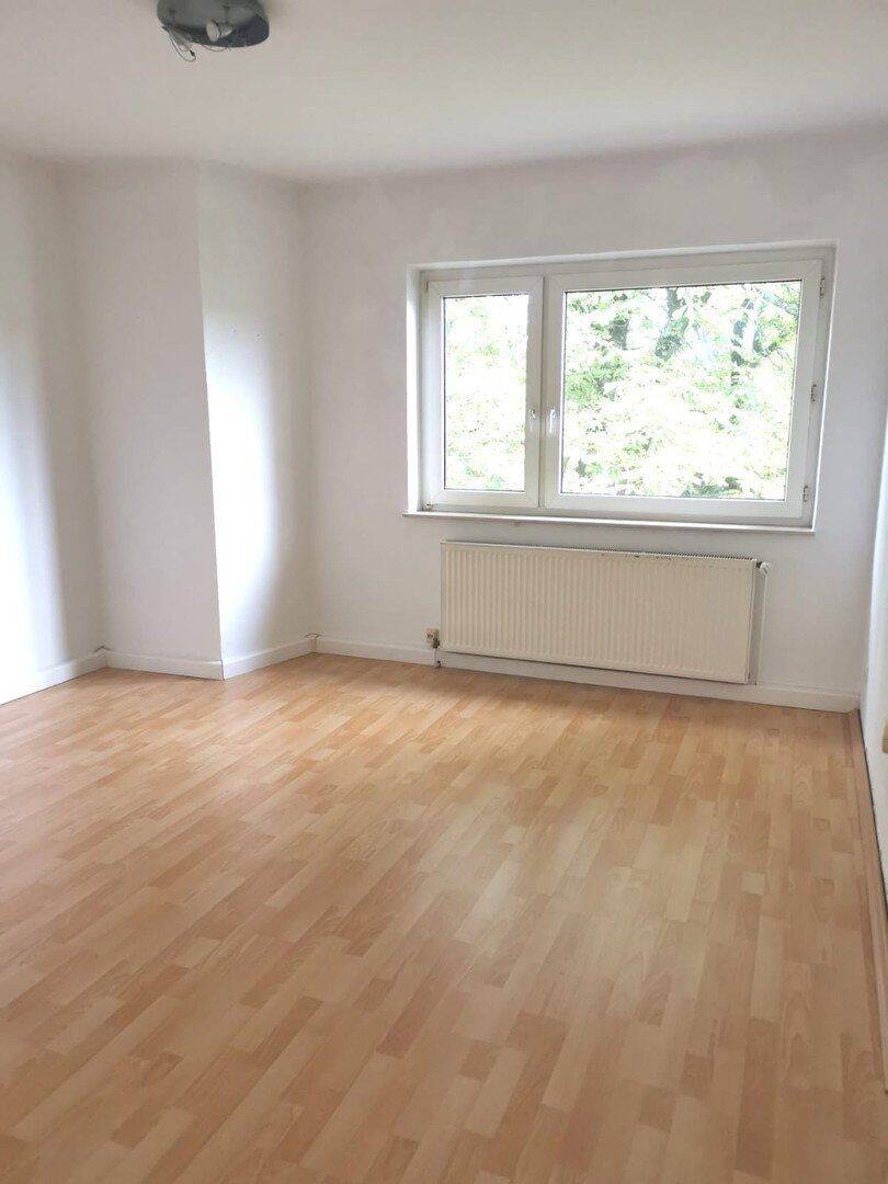Uninähe, 2 Zimmer, Wohnküche, Einbauküche, begehbarer Kleiderschrank,Gartennutzung, Fernblick……, 42119 Wuppertal (Elberfeld)