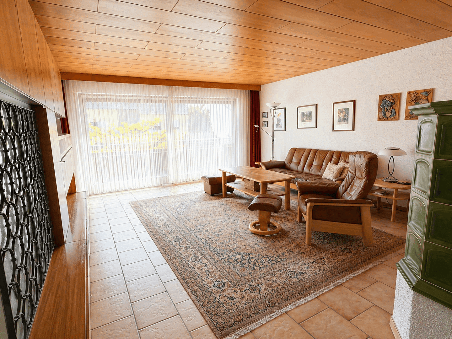 Gepflegte 5-Zimmer-Etagenwohnung mit Tageslichtbad, Garage und energetischer Modernisierung, 76448 Durmersheim