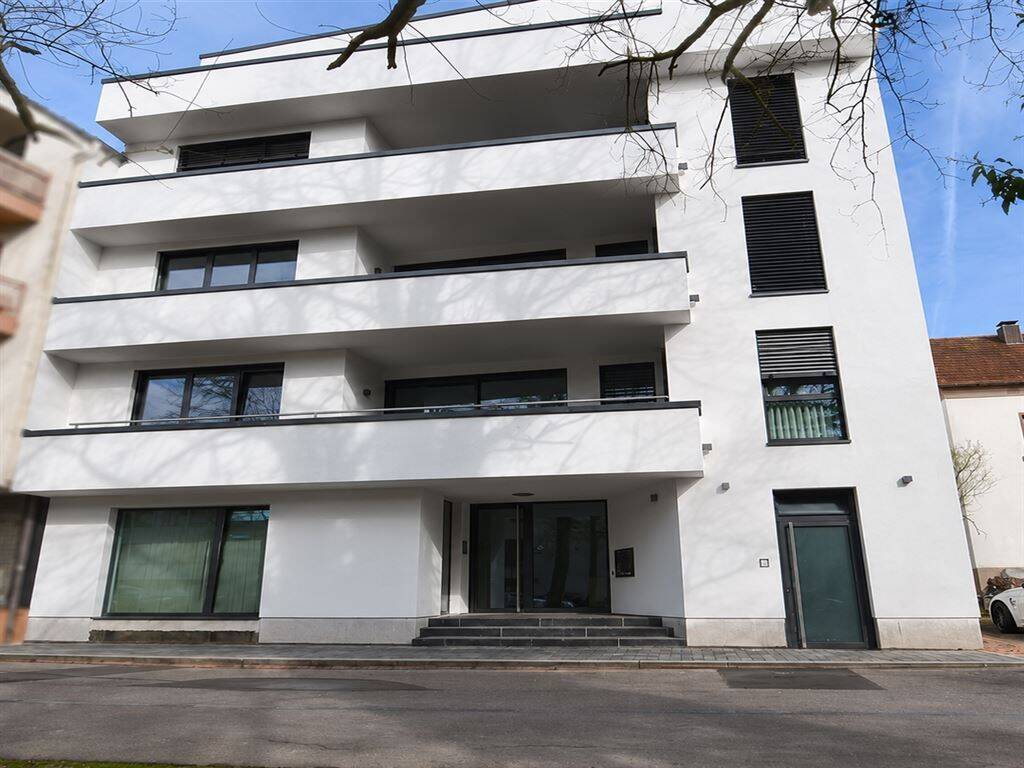RESERVIERT !! Moderne 2-Zimmer-Eigentumswohnung mit Balkon und Stellplatz im 2.OG, 66663 Merzig