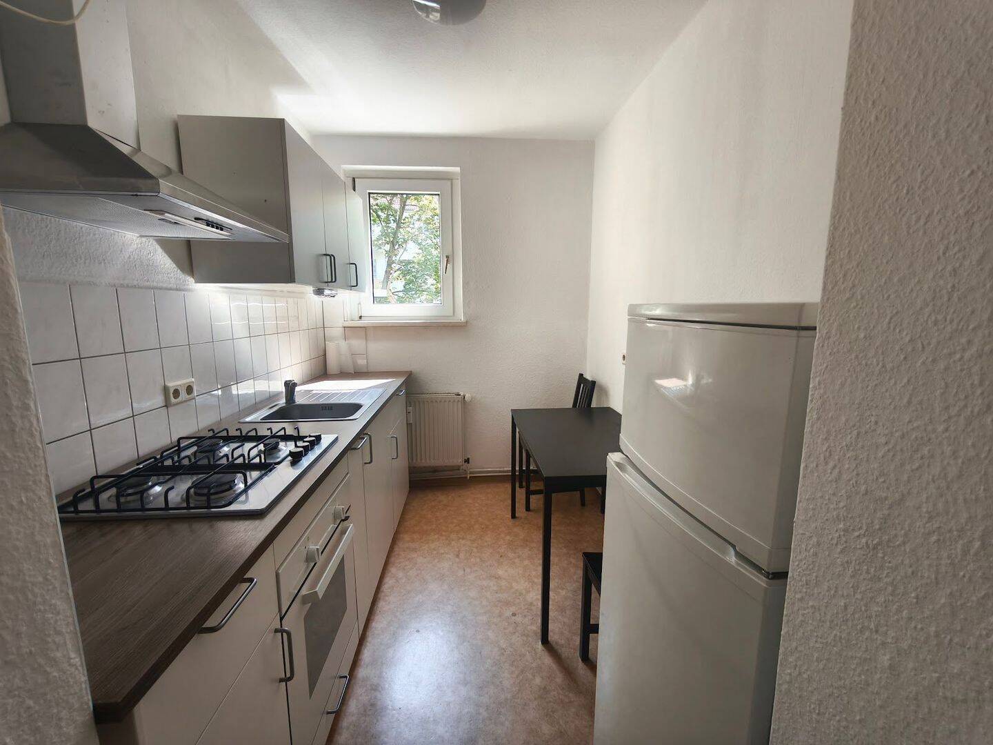 Möblierte Wohnung mit Balkon, 6217 Merseburg