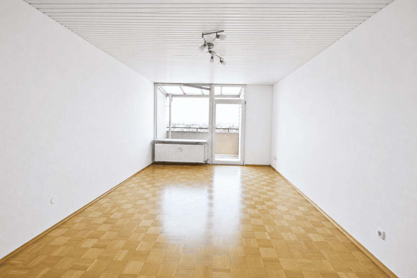Seltene Gelegenheit: Bezugsfreie 4-Zimmer-Wohnung mit Balkon und schönem Weitblick in Ratingen, 40878 Ratingen