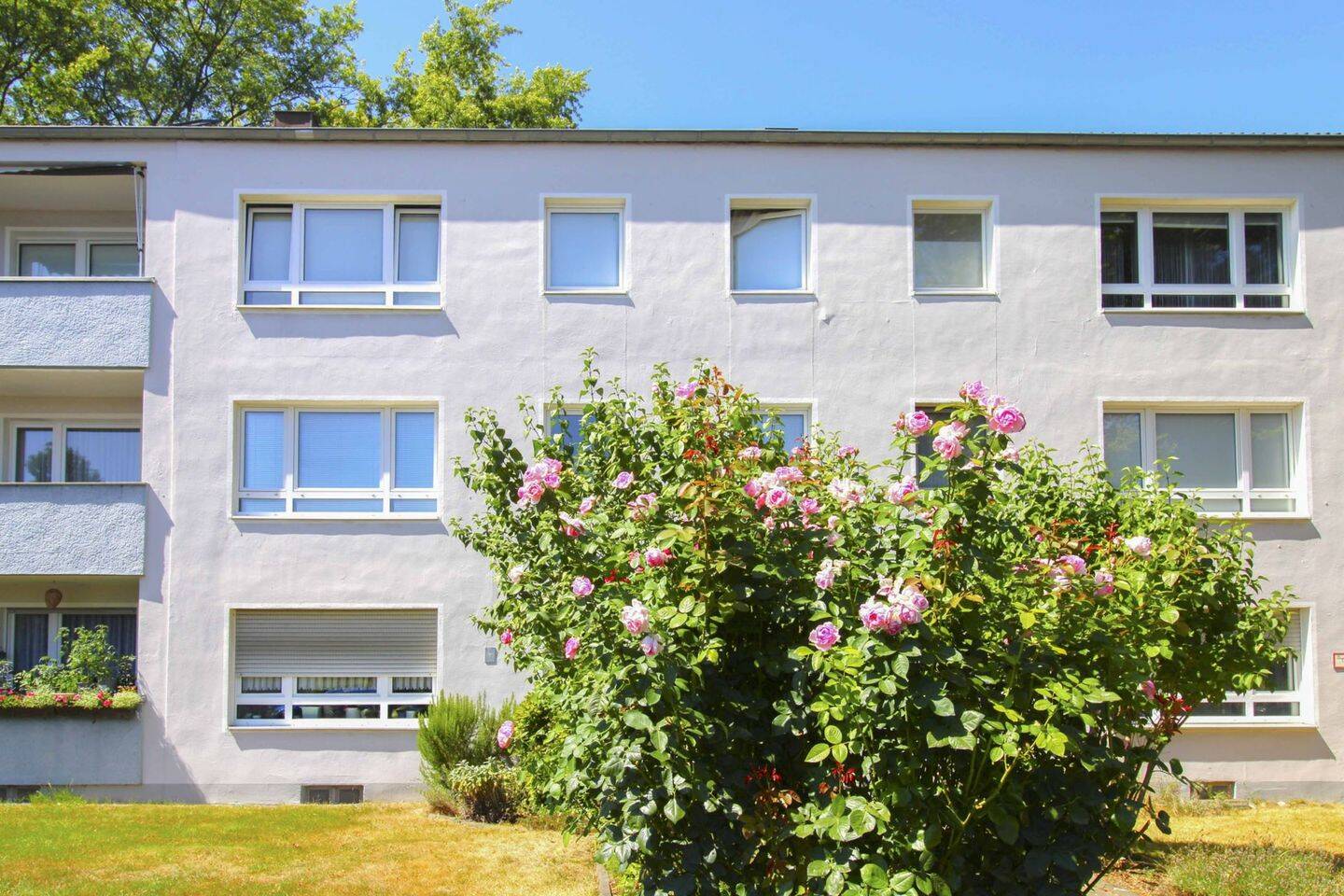 Helle 4-Zimmerwohnung mit Balkon in ruhiger Lage in Mönchengladbach-Wickrath, 41189 Mönchengladbach