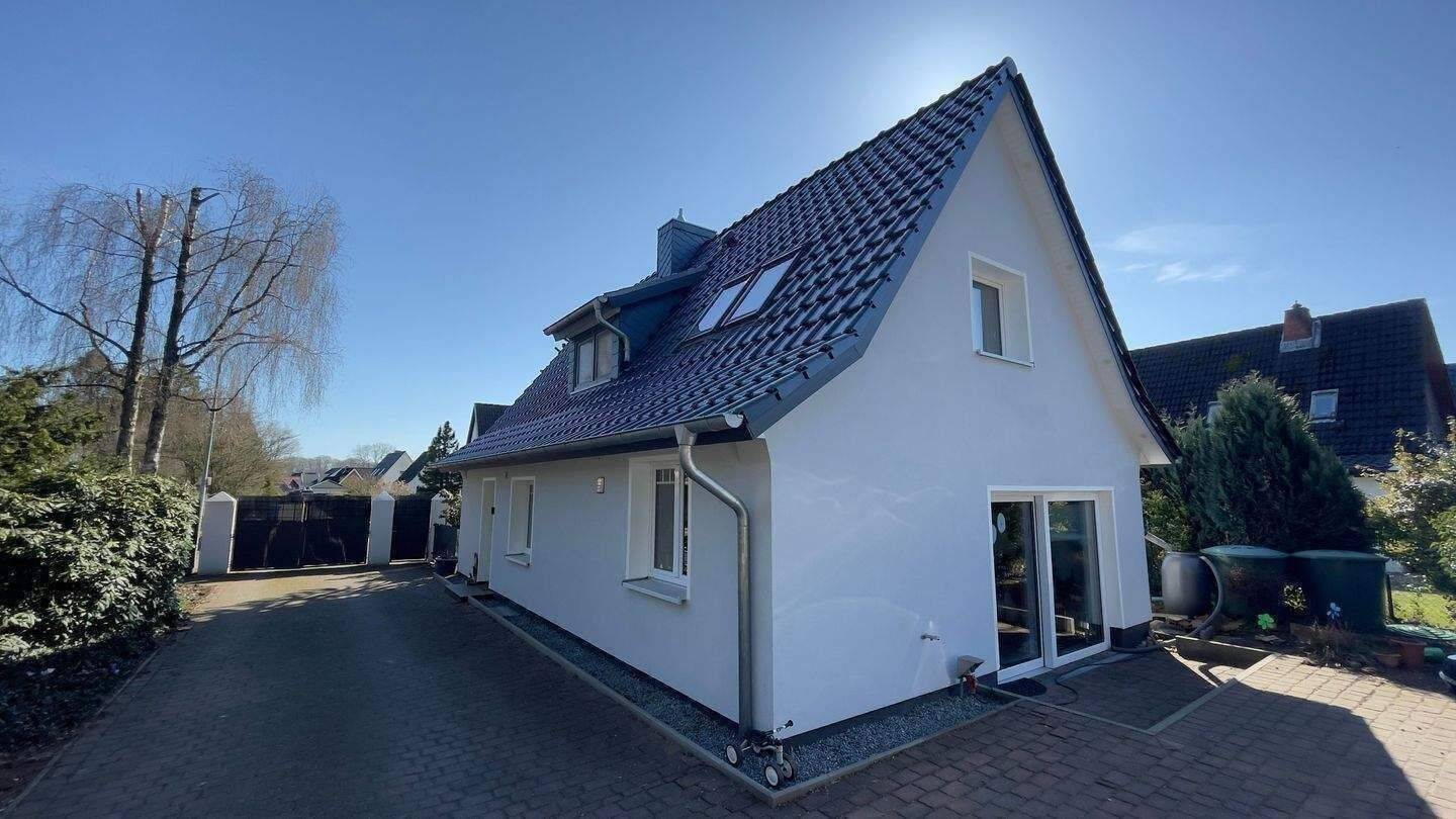 EFH/Nebengebäude 1950-2026, saniert, renoviert, überplant, 100 m² Wfl + Nfl.,4173 m² Grund, Raum und Fläche für viele Lebensziele, 23821 Rohlstorf