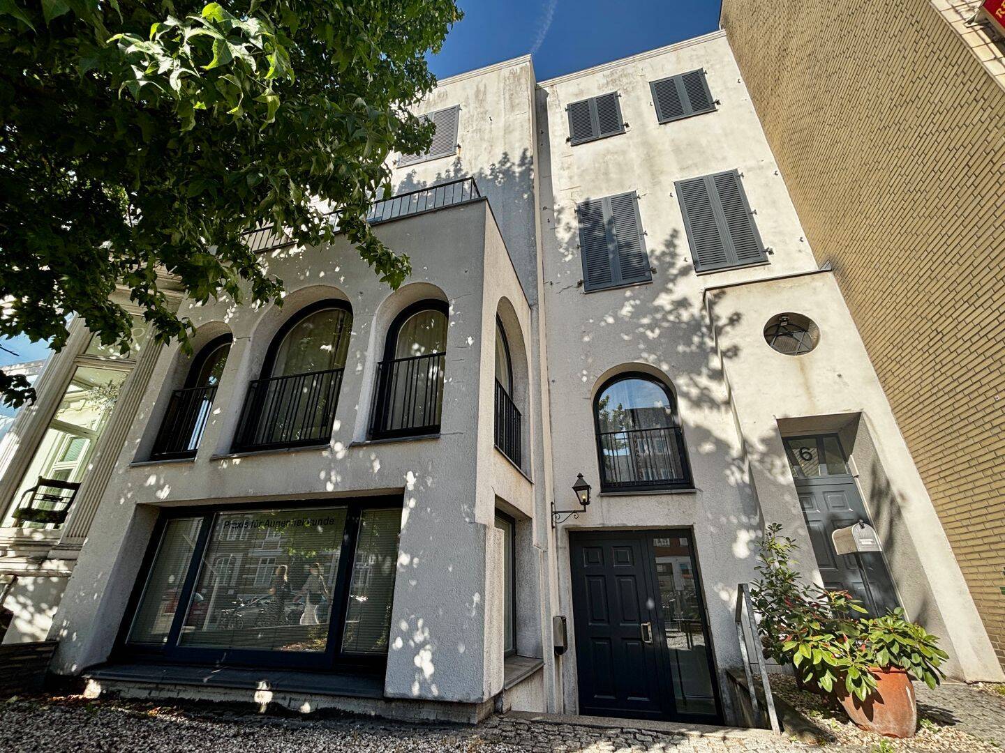 Frei verfügbares Mehrparteienhaus mit Entwicklungspotenzial in ansprechender Lage von Hamburg-Eilbek, 22089 Hamburg (Mitte)