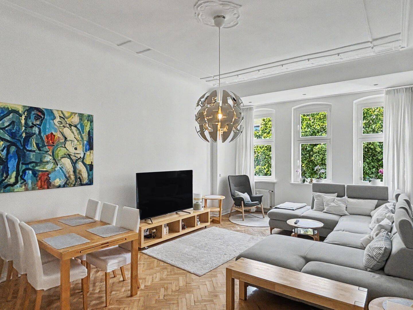 Bezugsfreie 4-Zimmer-Altbauwohnung mit Aufzug nahe Spree in Berlin – teilgewerbliche Nutzung möglich, 10555 Berlin (Mitte Hansaviertel Moabit Tiergarten)