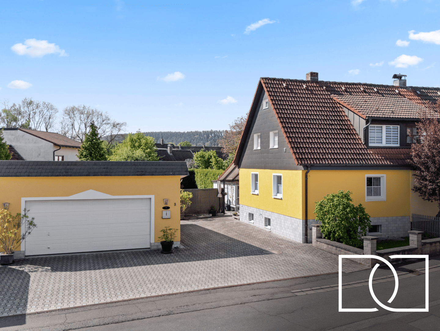 Ruhige Lage! Modernisierte Doppelhaushälfte mit gepflegtem Garten und Anbau-/Aufstockungspotenzial, 95447 Bayreuth (Altstadt Birken Glocke Meyernberg Saas)