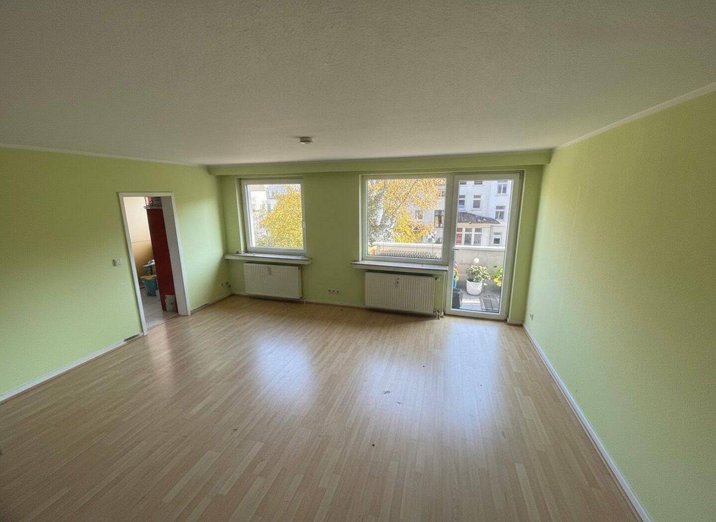 Erstbezug nach Sanierung: 5,5 Zimmer Apartment mit 2 Bädern, Balkon und EBK, 42105 Wuppertal (Elberfeld)