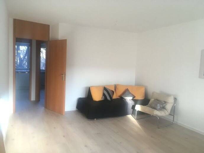 renovierte ruhige 2-Zi.Wohnung  mit West-Balkon ,EBK , ca.  52qm am Olympiapark. +Stellplatz, 80637 München (Moosach Neuhausen-Nymphenburg)