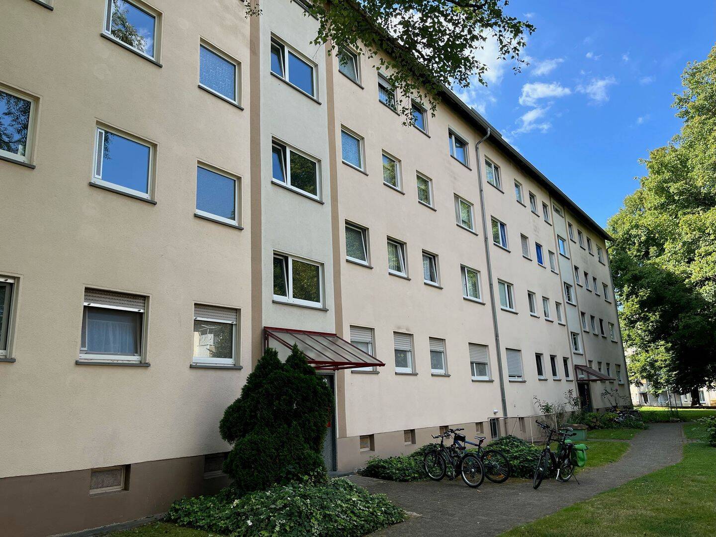 Bad Homburg – 2,5-Zimmer- Wohnung – provisionsfrei!!! 199.000 € – frei ab 01.10.2026, 61350 Bad Homburg v.d. Höhe
