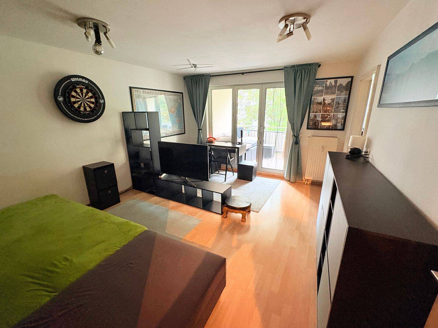 Sehr schöne 2-Zimmer-Wohnung * Loggia * Südvorstadt *, 4275 Leipzig (Marienbrunn Südvorstadt)