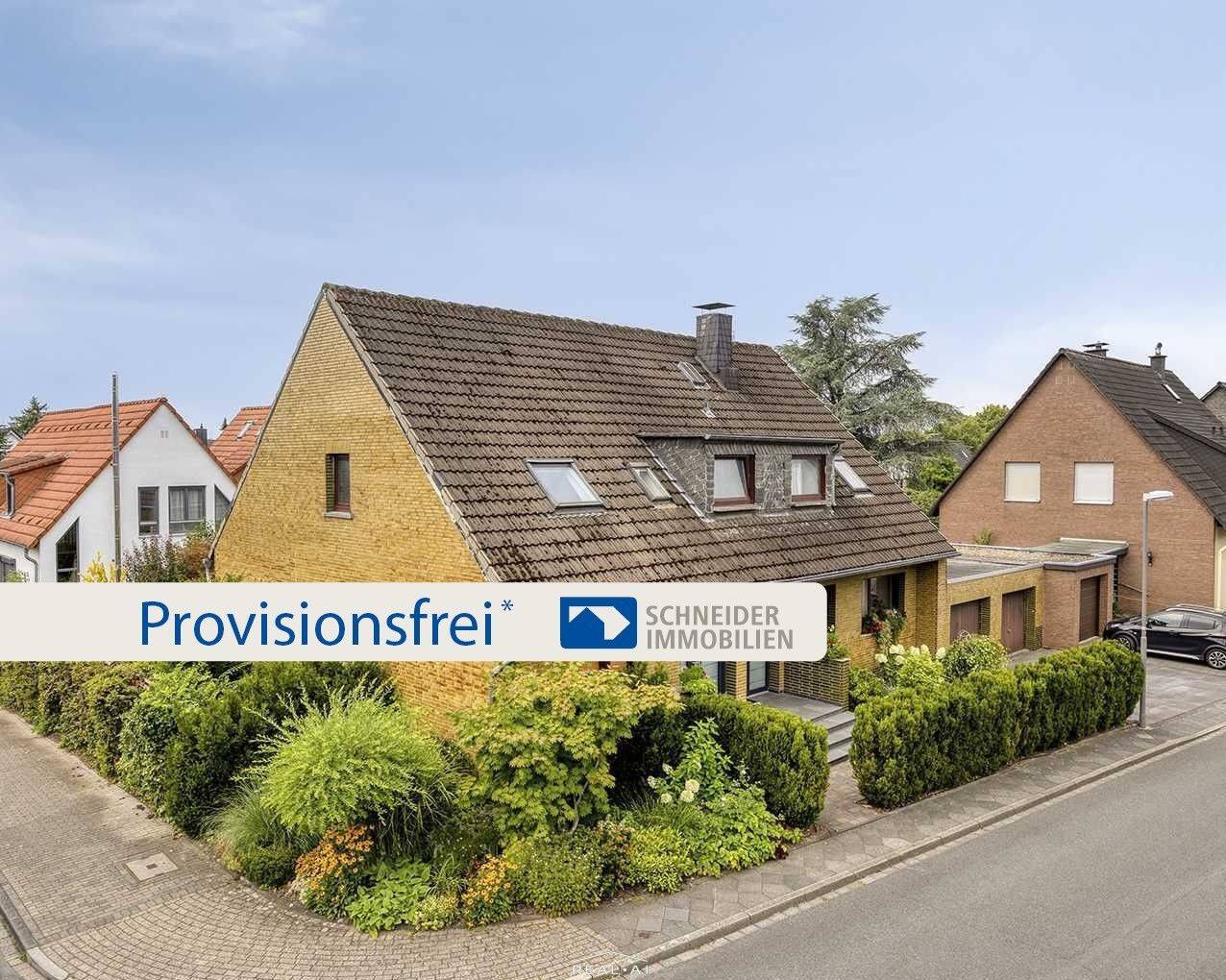 Freistehendes, großzügiges Ein-/Zweifamilienhaus in begehrter Lage von Ratingen-Ost, 40882 Ratingen
