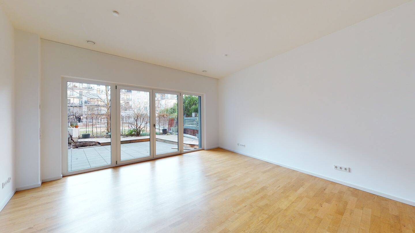 Wohnung mit eigenem Garten und EBK, 60594 Frankfurt am Main (Sachsenhausen)