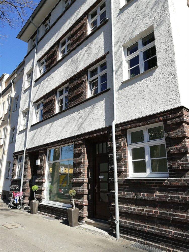 Schöne 4-Zimmerwohnung mit Balkon in Herrenhausen, 30419 Hannover