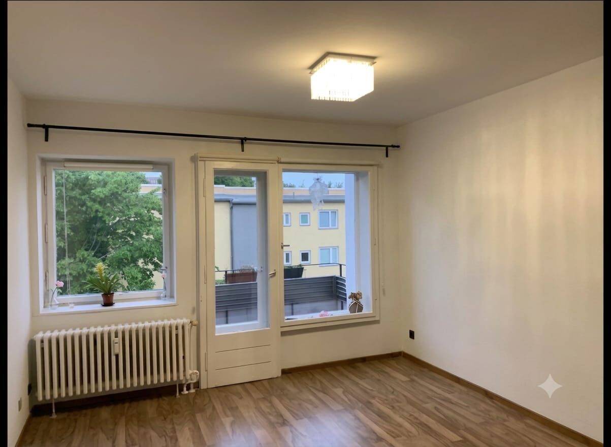 Gepflegte 2 Zimmer Wohnung in Charlottenburg, 13627 Berlin (Charlottenburg-Wilmersdorf)