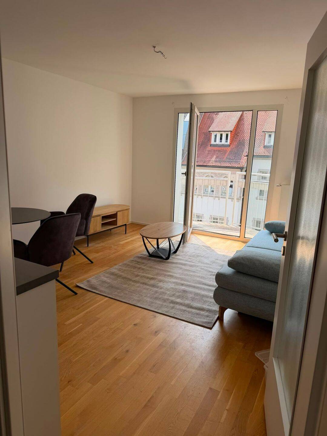 Möbliertes Design-Apartment im Nordend – 41,5 m², bezugsfertig, ideal für Berufspendler, 60318 Frankfurt am Main (Innenstadt Nordend-Ost Nordend-West)