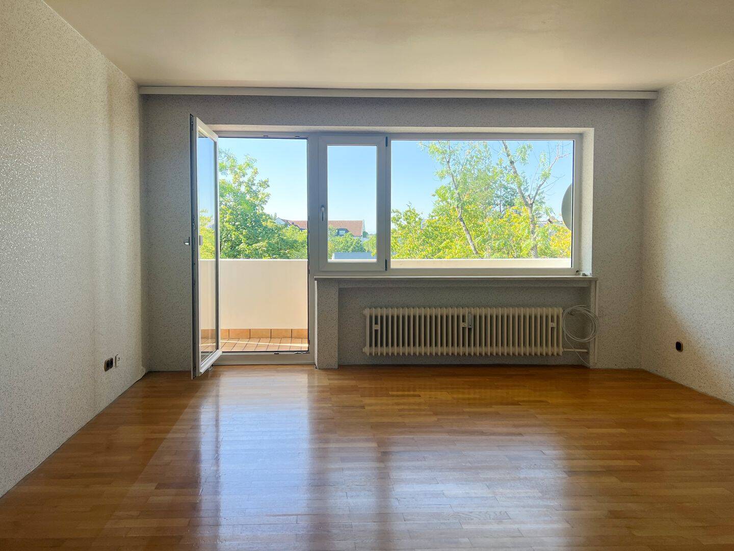Bezugsfreie 3-Zimmer-Wohnung mit sonnigem Balkon, 81241 München (Aubing-Lochhausen-Langwied Pasing-Obermenzing)