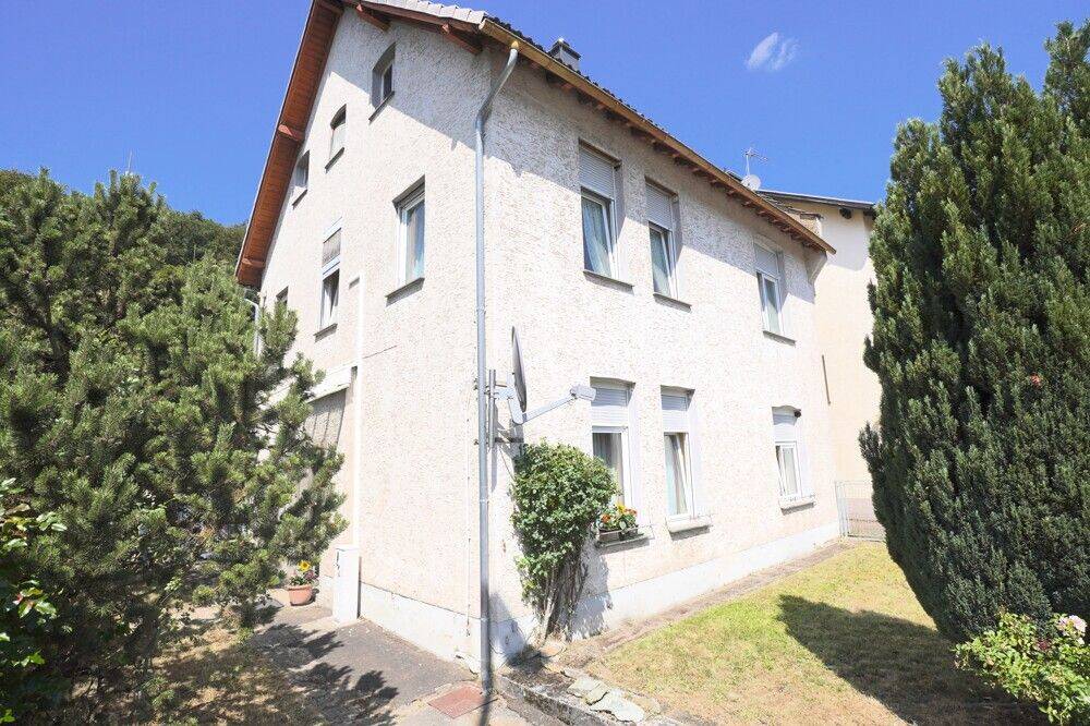 Historischer Charme mit Entwicklungspotential *Einfamilienhaus in Eppstein-Vockenhausen*, 65817 Eppstein
