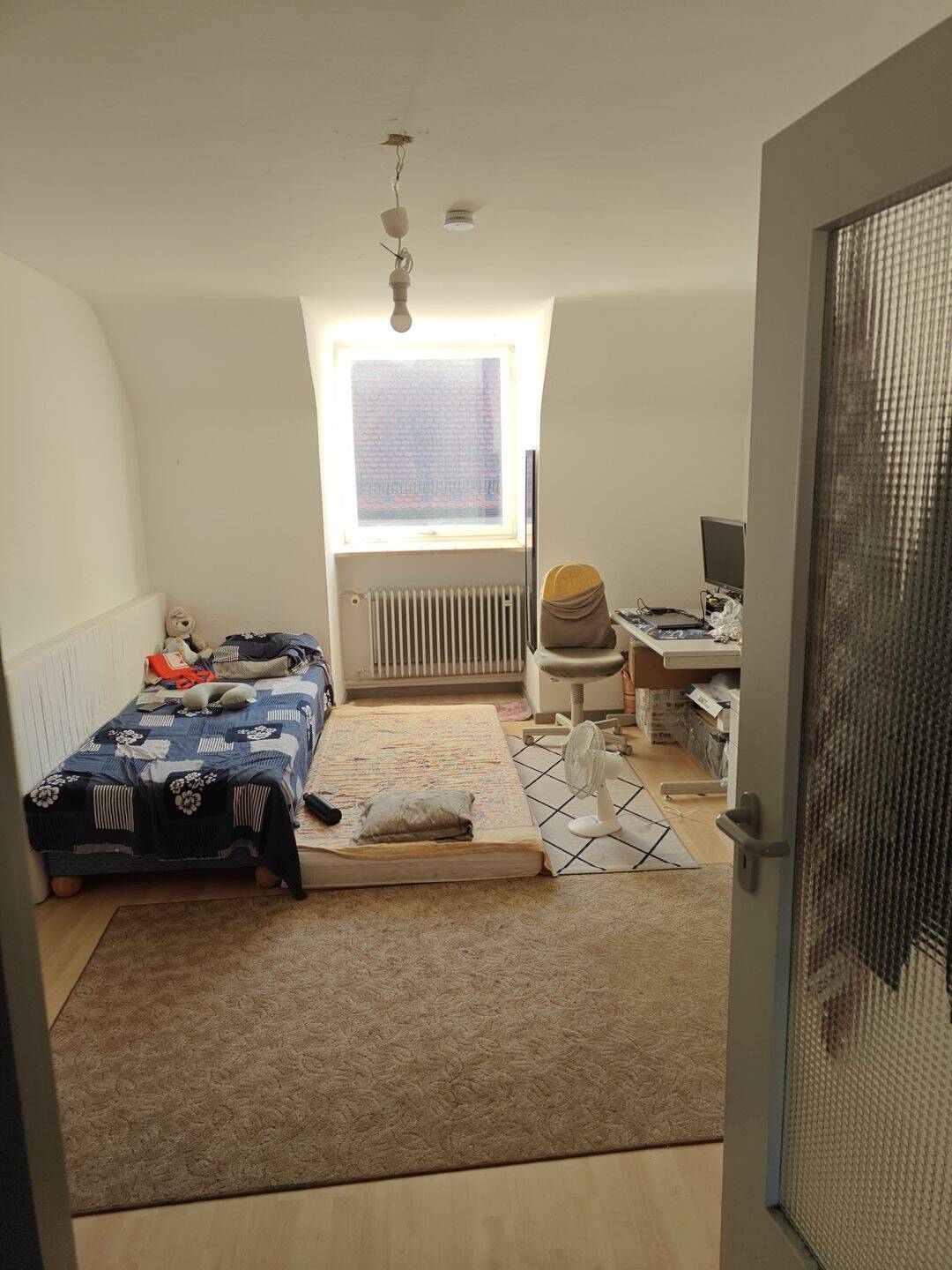 2 Single Rooms & 1 Shared Room Available in a Shared Apartment, 92224 Amberg