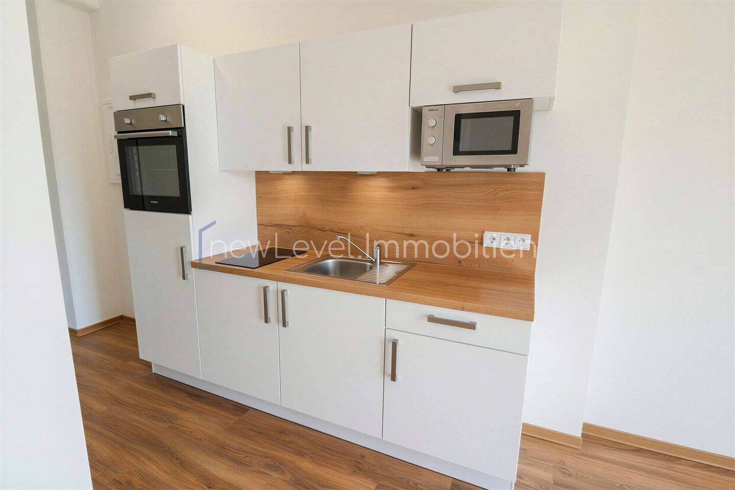 Modernes Apartment mit Küchenzeile | 1 Zimmer | barrierefrei, 93152 Nittendorf