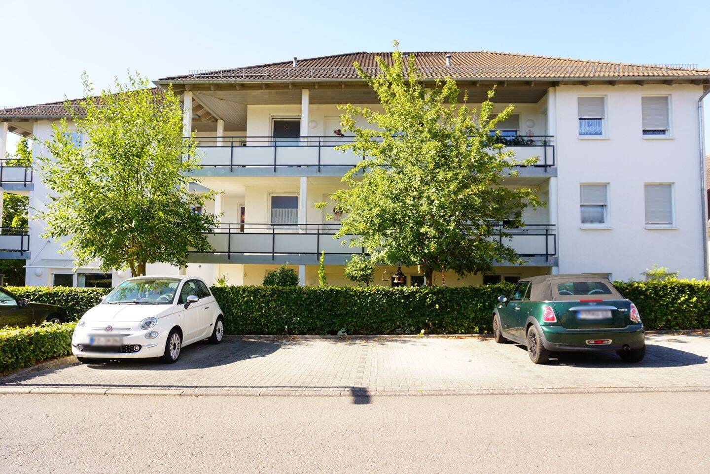 3-Zimmer-Wohnung in barrierefreier & sehr gepflegter Anlage aus 2010 mit Balkon im 2. OG, 34308 Bad Emstal