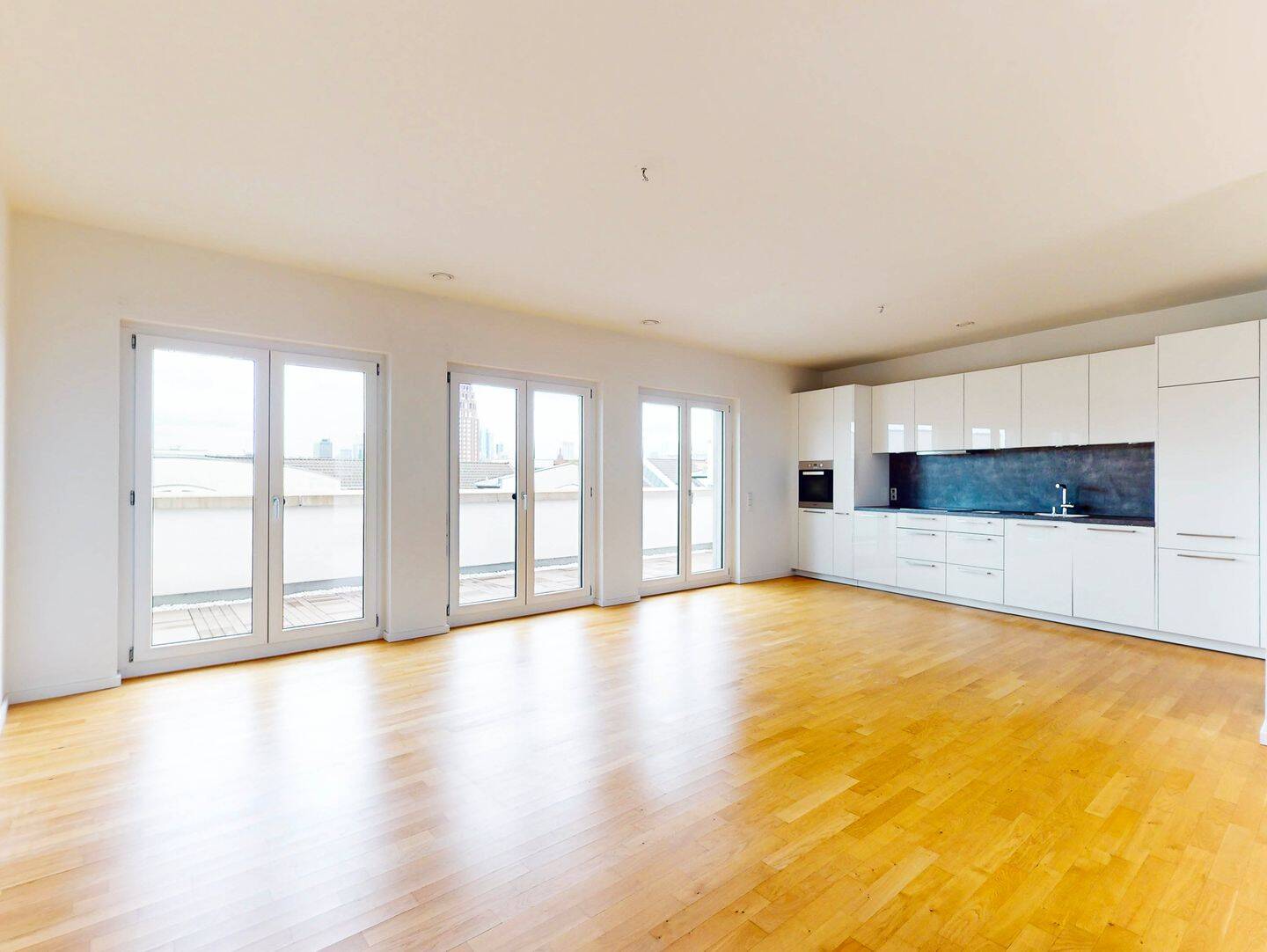 Exklusive Penthousewohnung mit Dachterrasse, 60594 Frankfurt am Main (Sachsenhausen)
