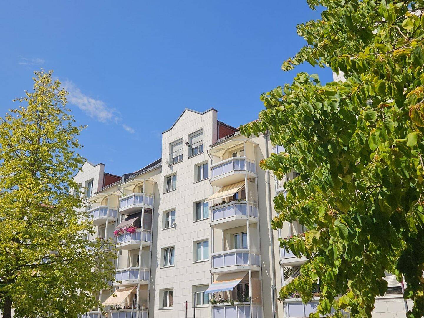 Eigentumswohnung mit Balkon in Halle (Saale), 6118 Halle (Saale)