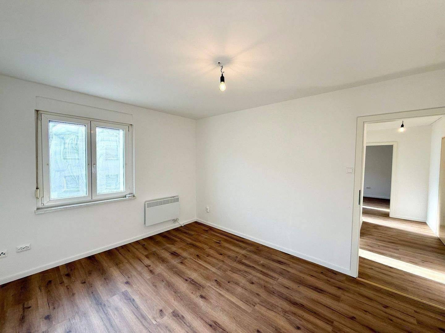 Reserviert – Perfekt geeignet für 2-er WG! Freie & helle 2-Zimmer-Wohnung im 2.OG in nettem MFH direkt an der TH, 90489 Nürnberg (Gärten bei Wöhrd Rennweg Veilhof Wöhrd)