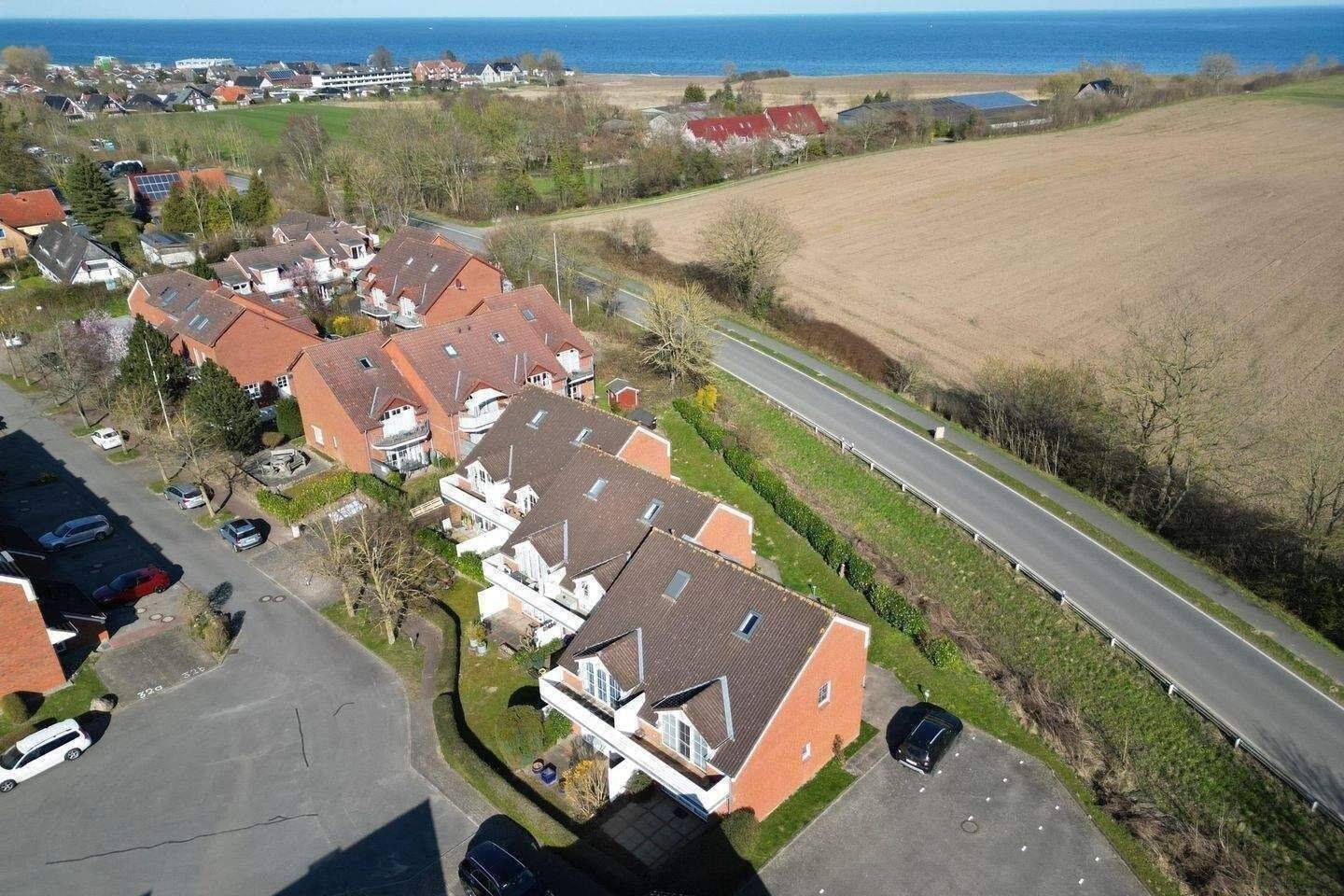 Schönhagen Strand: Wohnen, wo andere Urlaub machen – 2 Zi.-Wohnung in Strandnähe, 24398 Brodersby