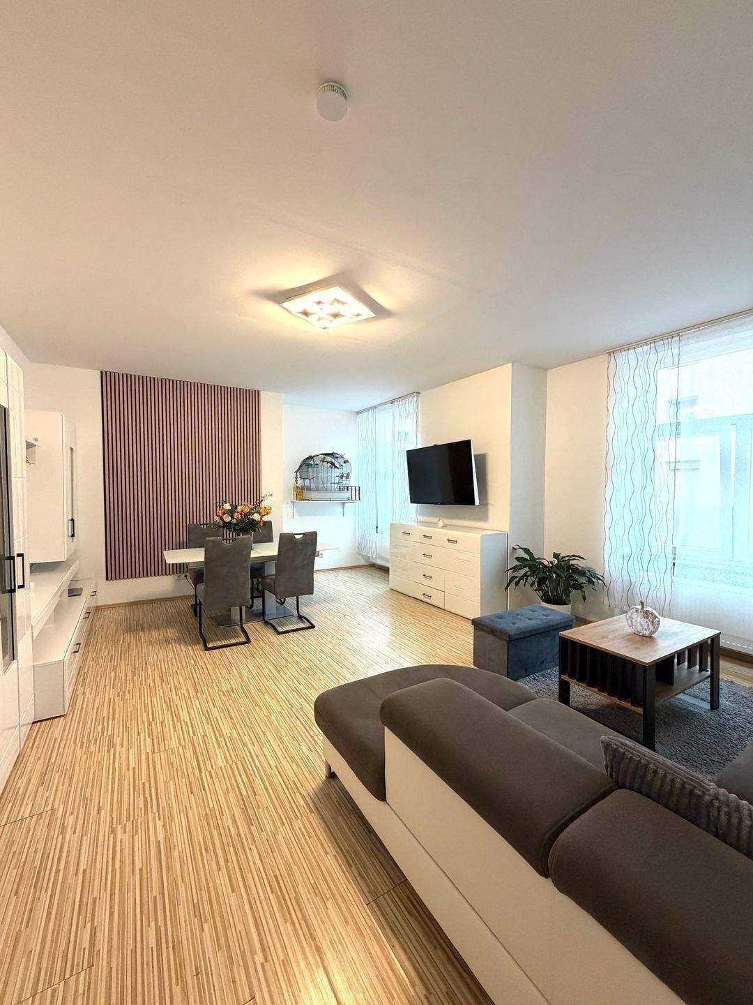 Viel Platz, maximale Flexibilität und ein Zuhause mit Zukunft – großzügige 4-Zimmer-Erdgeschosswohnung mit Terrasse, Garage und zwei Stellplätzen, 90489 Nürnberg (Gärten bei Wöhrd Rennweg Veilhof Wöhrd)