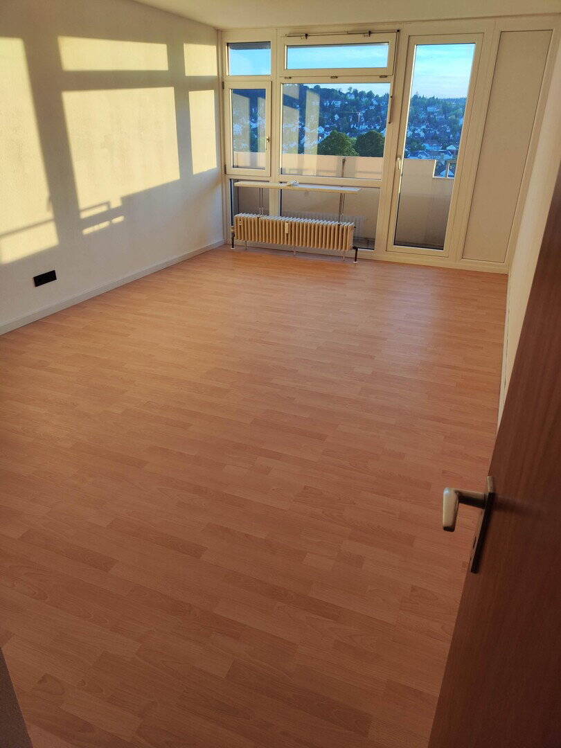 1,5-Zimmer Wohnung mit Balkon, frisch saniert, 72250 Freudenstadt