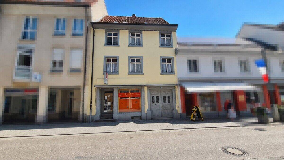 Sanierungsobjekt direkt in der Fußgängerzone, Ladengeschäft, Wohnungen, Werkstatt, Lager & Garten, 79539 Lörrach