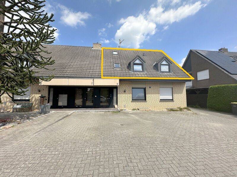 Eigentumswohnung mit Carport in zentraler Lage von Haren, 49733 Haren (Ems)