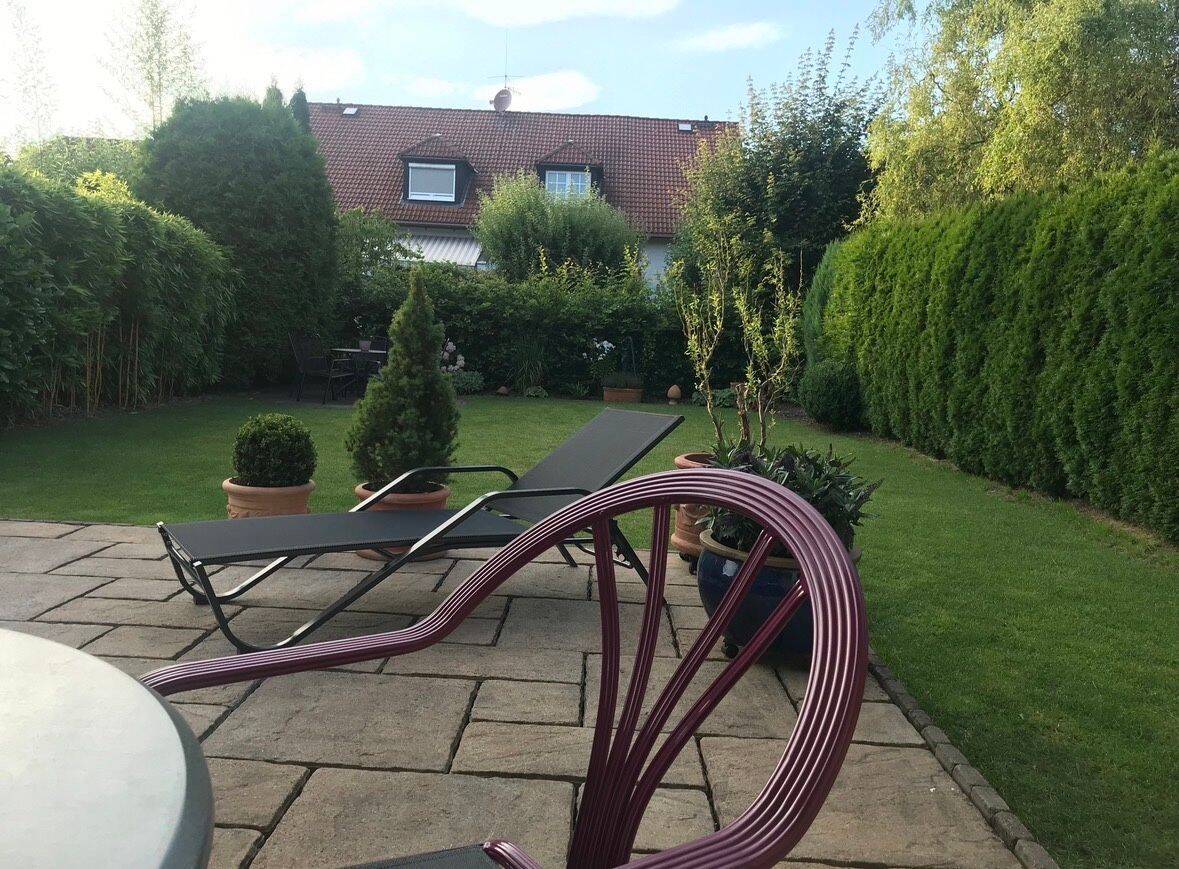 Charmante vollmöblierte Doppelhaushälfte mit Garten und Terrasse, 36039 Fulda